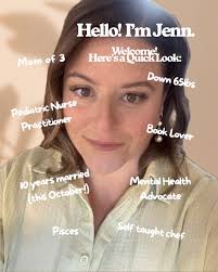 I thought it would be appropriate to do a little reintroduction 🫶🏻 There  are A LOT of new faces here around here and I'm SO grateful for every  single one of you—old