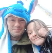 Crag lane all closed both ways police every where no access from pagehill  to the flats at mixenden road junction all taped off avoid this route