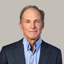 Alberto Malave's Instagram, Twitter & Facebook