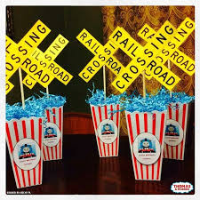 Find low prices everyday on table centerpieces at michaels® craft stores. Pin By Michelle Arnold Dominguez On Party Trains Thomas Birthday Parties Thomas The Train Party Thomas The Train Birthday Party