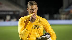 1,056 likes · 156 talking about this. Het Scherpen Traject Bij Ajax Is Geen Stap Terug Hij Traint Nu Met Topspelers Nos