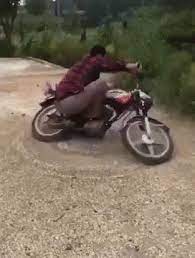 Discover & share this motorcycle gif with everyone you know. Gif See How I Can Ride A Motorcycle Funny Gifs Fails Funny Gif Epic Fails Funny