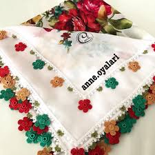 48 Begenme 0 Yorum Instagram Da Ayse Anne Oyalari Bismillahirrahmanirrahim Ilk Gonderi Beyaz Uzerine Cicekli Cenk Yazma Ve Papat In 2020 Napkins Tableware