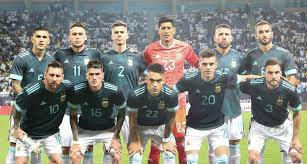 Conhecida carinhosamente como la albiceleste, a argentina é uma das grandes seleções de futebol do mundo. Tres Questoes Na Selecao Argentina As Vesperas Da Estreia Nas Eliminatorias Footure Futebol E Cultura