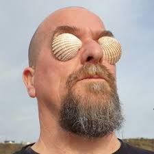 Modern Vespa : Wearing a kilt