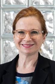 Hillary Raymond's Instagram, Twitter & Facebook