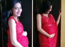 Amrita rao and anmol had met for an interview in 2009 and little did they know that some years down the line, they will embark on their happily ever after journey as husband and wife. Amrita Rao Looks Ethereal In A Saree As She Flaunts Her Baby Bump On Ashtami Bollywood News Bollywood Hungama