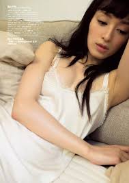 栗山千明 大人の色気あふれるノーブラ＆下着お○ぱいセクシー画像 - お～い！お宝