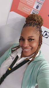 Daphne Lloyd's Instagram, Twitter & Facebook