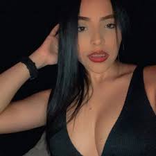 Melanie Herrera (@MelaHerrera03)