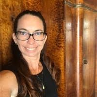 Kerry Self's Instagram, Twitter & Facebook