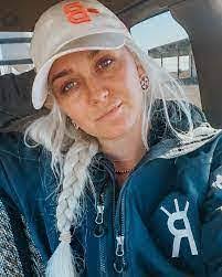 Leanne Ruggles's Instagram, Twitter & Facebook