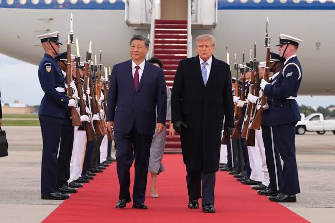 Lip reader catches rattled Trump in embarrassing remark to China's Xi -  silive.com