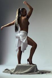 JoJo Siwa Gets Topless of the Day