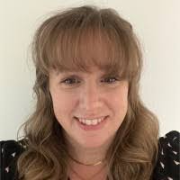 Kate Laing's Instagram, Twitter & Facebook