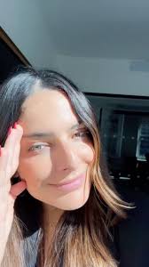 Les pasa esto con el idioma ? Hay palabras y que ahora me invento