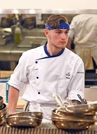 Hayden's killed, johnny's wounded and does 5 years prison and patty leaves with the money. Alex In Hot Water Hell S Kitchen Season 20 Episode 3 Tv Fanatic