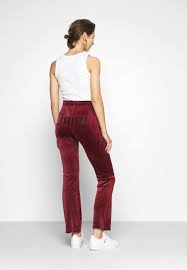 Juicy velour track suit red juicy couture tracksuit with rhinestone accents juicy couture other. Juicy Couture Tina Jogginghose Cabernet Bordeaux Zalando De