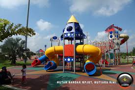 This is mbs eco walk ~ hutan bandar mutiara rini mpjbt roadshow by lim ewe thiam on vimeo, the home for high quality videos and the people who love them. Mpjbt On Twitter Zon Bebas Asap Rokok Hutan Bandar Mpjbt Mutiara Rini Khalednordin Latiffbandi Mpkotabelud Http T Co R3fgey0esf