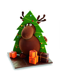 Noel 2015 Renne Ni Vu Ni Connu Chocolat Signature 65 Ou Au Lait 36 Garni De Perles D Chocolate Christmas Gifts Chocolate Showpiece Christmas Chocolate