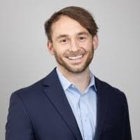 Alex Weldon's Instagram, Twitter & Facebook