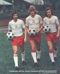 Sprawdź składy meczowe, strzelców, kartki i relacje z meczu. Pin By Parabelka On Prl English Football League Football Kits Football Players