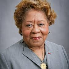 Frankie Perry's Instagram, Twitter & Facebook