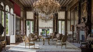 Dining table & chair sets. Ukrainian Oligarch Rinat Akhmetov Bought The Most Infamous Mansion On The Riviera