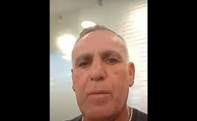 مودع لبناني يحصل على وديعته بعد اقتحام المصرف