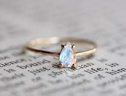 14k Gold Moonstone Ring Chakra Ring Moonstone Etsy Gold Moonstone Ring Moonstone Engagement Ring Wedding Rings Solitaire