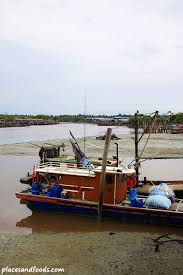 Situated in tanjung karang, this vacation home is 3.9 mi (6.3 km) from tali air dua and within 12 mi (20 km) of bukit melawati and sungai puting beliong. Fisherman S Catch At Tanjung Karang Selangor