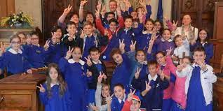 Scuola secondaria italiano analisi del periodo 53 materiali. Alunni Della Collodi Marini In Municipio L Aquila Il Centro