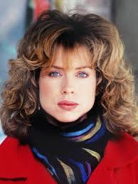 Julianne Phillips's Instagram, Twitter & Facebook