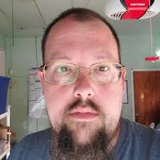 Does anyone know of a studio or one bedroom did rent for up to 1000 and can  accommodate my 12 year old dog . Or does anyone need a roommate