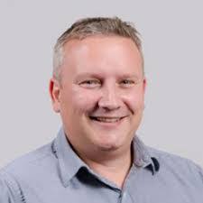 Wayne Middleton's Instagram, Twitter & Facebook