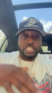 You heard @freekey730 get your tickets n sections ASAP cuz Aug 25th air n  space museum rooftop it’s 🎥 🍿 time 🚀🚀🚀🚀