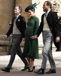 The duchess of cambridge's younger sister pippa middleton, 35, was spotted out for a stroll with her baby son arthur and their two dogs in. Pippa Middleton Baby Kate And William Thrilled As Her Sister Gives Birth To Boy Weighing 8lbs 9oz And Brother James Is First To Visit