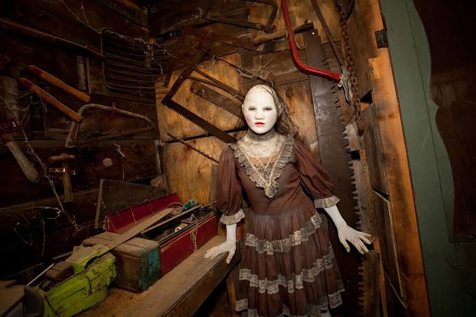 The Houses October Built (2014) - flickfeast