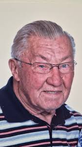 De dansschool van Fons en Willy Kaptein aan de Akkerdreef nr. 110 in de  wijk Seghwaert. 1988.Bron HGOS.