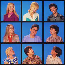 Here is the real intro to the brady bunch season 5 intro. The Brady Bunch Wallpapers Wallpaper Cave