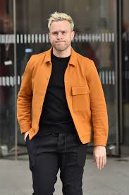 See more ideas about olly murs, singer, olly murs shirtless. Olly Murs Apologises For Prank On Girlfriend Following Backlash
