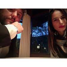 It is known for its collaborations with herman josé in hora h program, and the comic characters (like alzira). Cesar Mourao Em Momento Inedito Ao Lado Da Mulher E Do Filho
