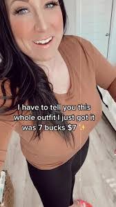 Sara Michaels's Instagram, Twitter & Facebook