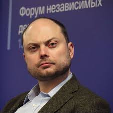 Kreml-Kritiker Kara-Mursa drohen 25 Jahre Haft