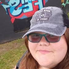 Alyssa Simonson (@AlyssaSimonson)