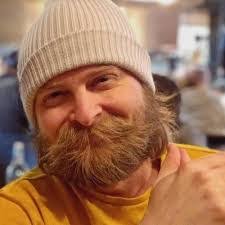 Erik Potter's Instagram, Twitter & Facebook