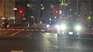 まぶしいクルマはだいたいダイハツ - 43号線を西へ東へ