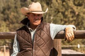 Im durchschnitt fällt im yellowstone national park 183 cm schnee pro jahr. Yellowstone Review Kevin Costner Drama Is Soapy Trash That Badly Wants To Be Taken Seriously Ew Com