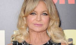 Gossip cop has checked in on the couple and can report back. Goldie Hawn Mourns Heartbreaking Death With Powerful Tribute Hello