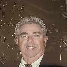 Dan Carmichael's Instagram, Twitter & Facebook